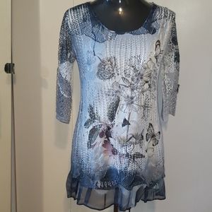 New SUZY SHIER crochet top fully lined  S - M